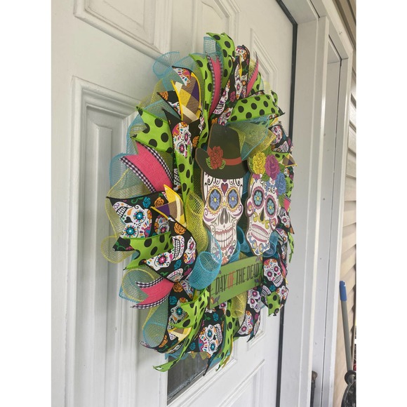 Day of the Dead Sugar Skull Los Dias De Los Muertes Halloween Wreath Sign Decor - Picture 9 of 9